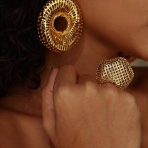 Hollow Out Irregular Shape Bubble Ring