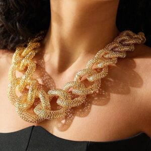 Hollow Out Chain Necklace