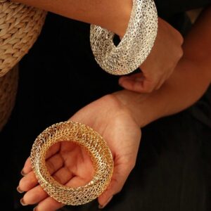 Premium  Unisex Hollow Out Bangle