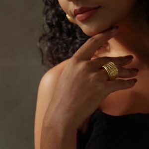 Wide Chunky Grid-Woven Hollow Ring